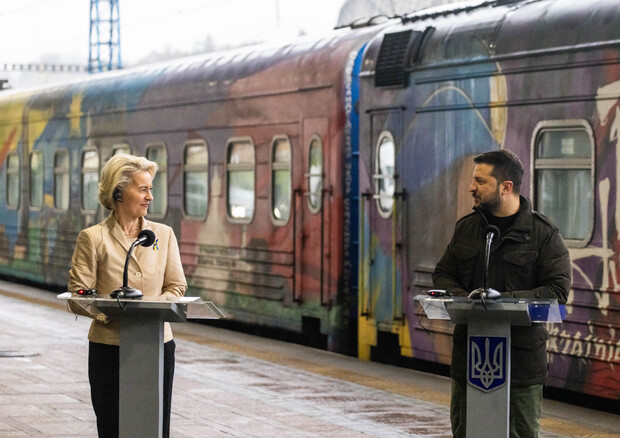 Von der Leyen in visita a Kiev, incontro con Zelensky © dpa/european newsroom