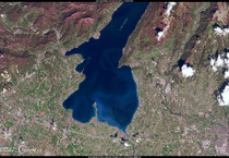 Immagine del Lago di Garda ripesa il 16 aprile dal satellite Sentinel-2 del programma Copernicus (fonte: European Union, Copernicus Sentinel-2 imagery) (ANSA)