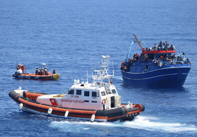La Geo Barents a Bari il 30/5 con 602 migranti a bordo. (ANSA)