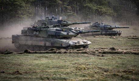 Carri armati M1 Abrams, in un'immagine d'archivio © EPA