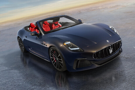 Maserati GranCabrio: eleganza aperta alle prestazioni
