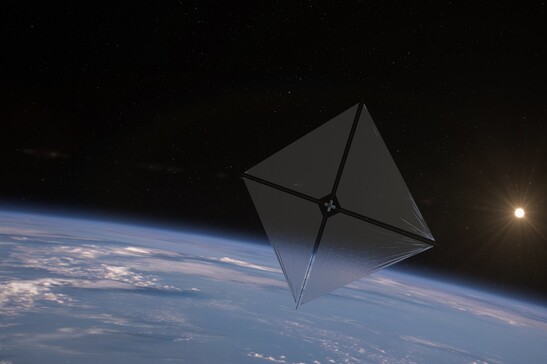 Rappresentazione artistica di una vela solare nello spazio (fonte: NASA/Aero Animation/Ben Schweighart)