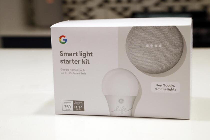 Dispositivi per la smart home di Google © ANSA/EPA