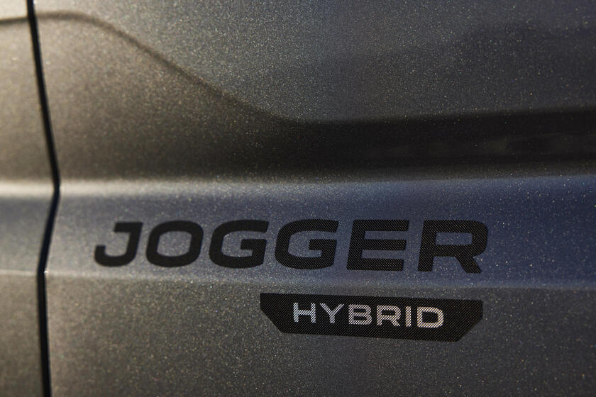 Jogger Hybrid 140 © ANSA/Greg / DPPI