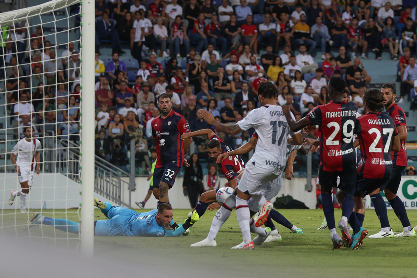 Serie A: Cagliari-Milan 1-3 - RIPRODUZIONE RISERVATA