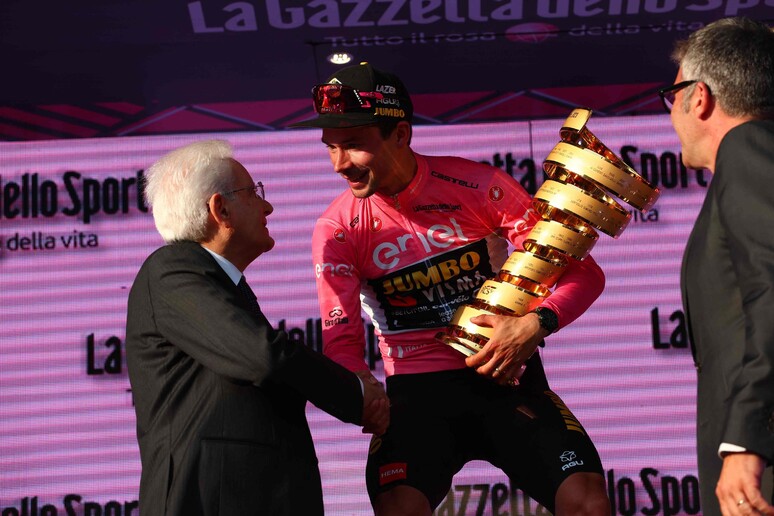 Giro d 'Italia © ANSA/AFP