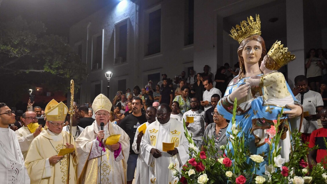 Tunisi:a La Goulette la processione della Madonna di Trapani - RIPRODUZIONE RISERVATA