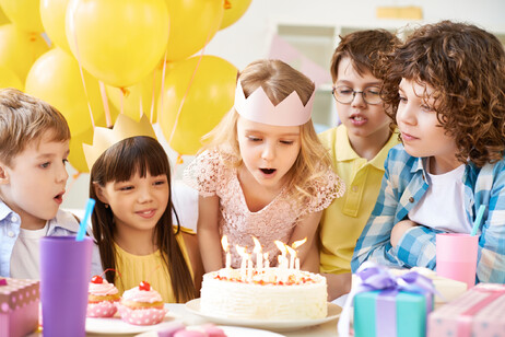 Una festa di compleanno di bambini, plastic free si può foto iStock.