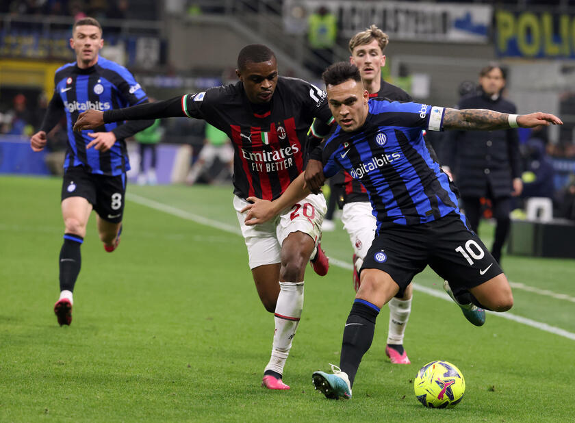 Soccer; serie A: Fc Inter vs Ac Milan - RIPRODUZIONE RISERVATA