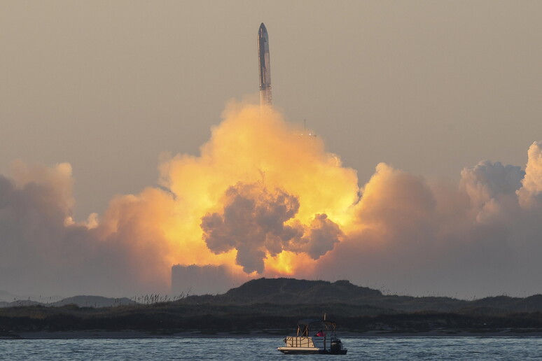 Il lancio della SparShip (fonte: SpaceX) © ANSA/EPA