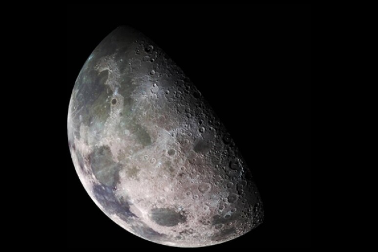 L’acqua sulla Luna potrebbe avere anche un’origine terrestre (fonte: Nasa) - RIPRODUZIONE RISERVATA