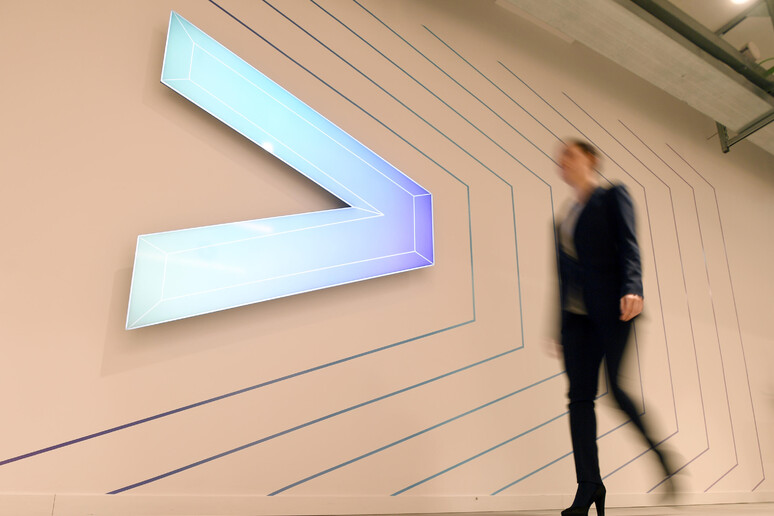 Accenture, l 'Ia impatterà sul 70% delle ore lavorate nelle telco - RIPRODUZIONE RISERVATA